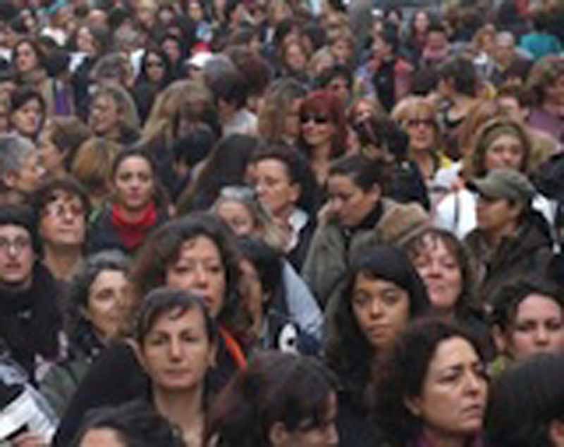 Una corsa tutta al femminile, a Firenze torna Avon Running