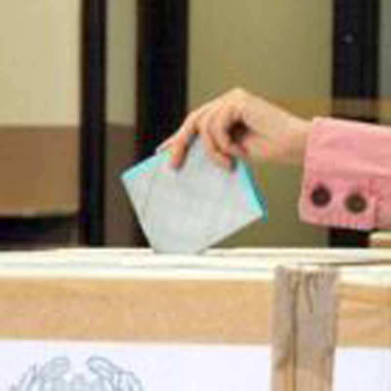 Toscana al voto, centrosinistra in vantaggio