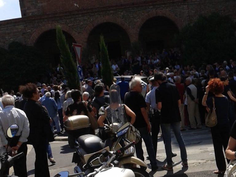 Tragedia delle Cascine, i funerali di Donatella e Alice
