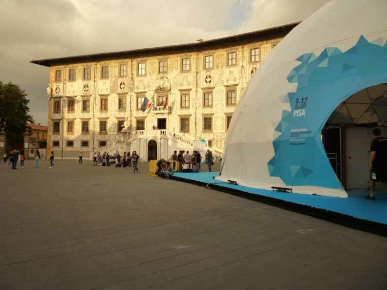 L’Internet Festival inaugura la settimana della cultura