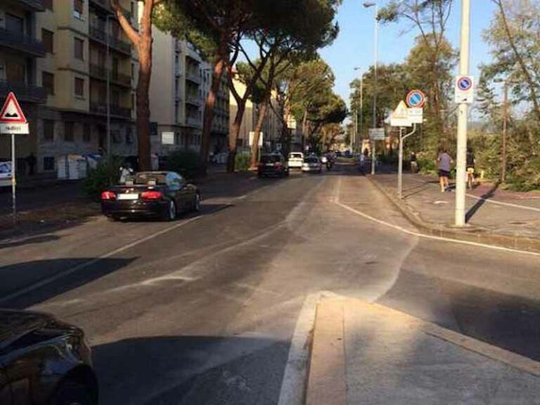 Riaperto il primo tratto del lungarno Colombo. Il resto entro giovedì