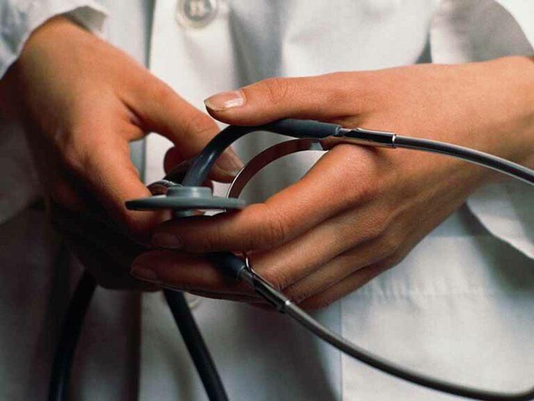 Meningite, sta meglio il 18enne di Cascina. La Asl: ”per la serata allo Yab la profilassi non va ripetuta”