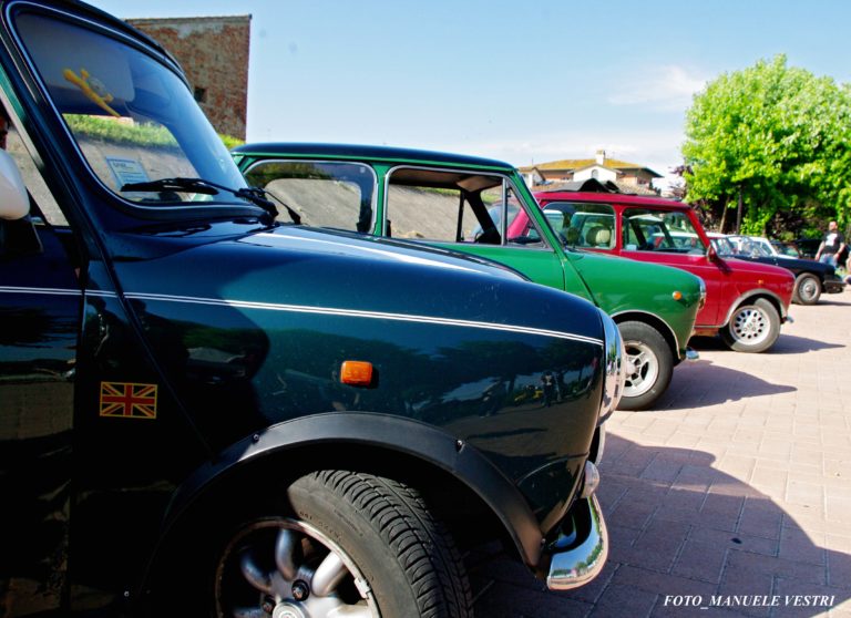 Mini raduno, fan da tutto il mondo nel Mugello