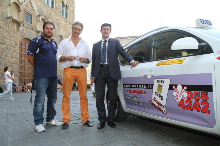 E’ nata ”Camilla”, la prepagata per viaggiare in taxi (senza contanti)