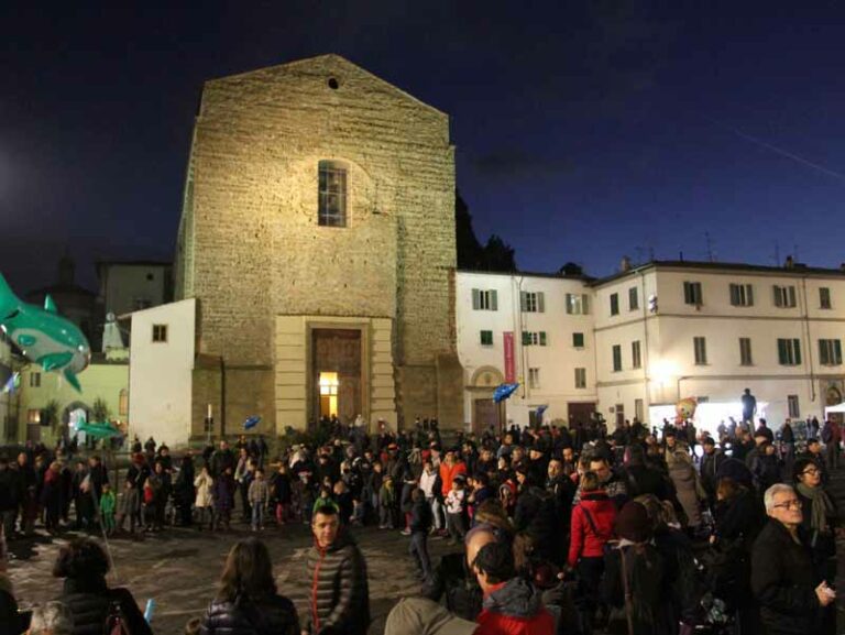 Carmine pedonale, festa in Oltrarno