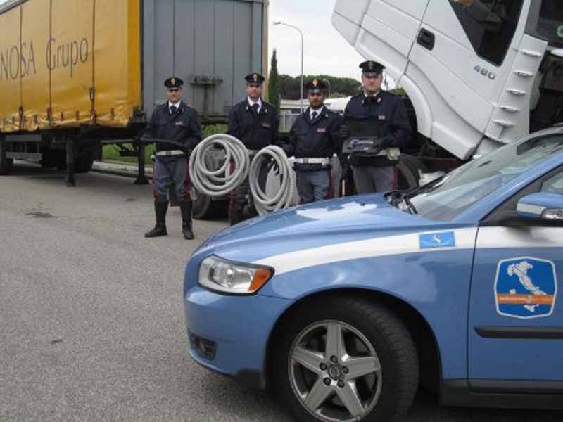 Firenze, arrestati due ladri di carburante