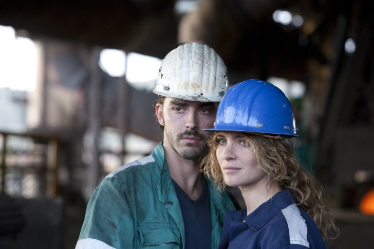 ”Acciaio” in anteprima all’Odeon. Con il cast al gran completo