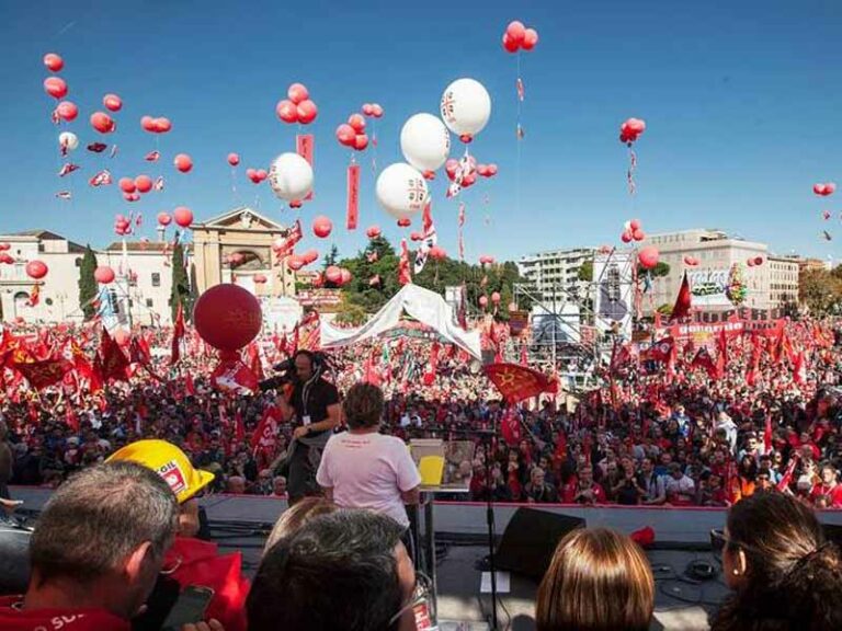 Sciopero generale, anche Firenze incrocia le braccia