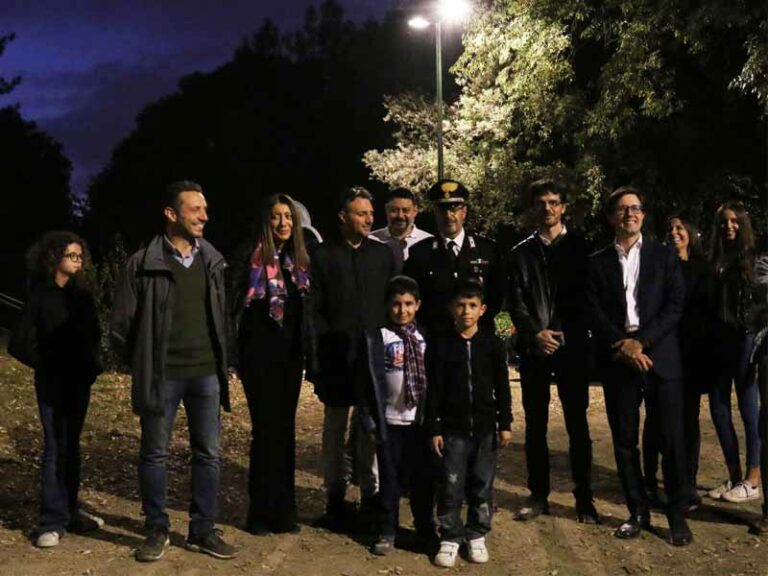 Isolotto, nuova luce per la Montagnola