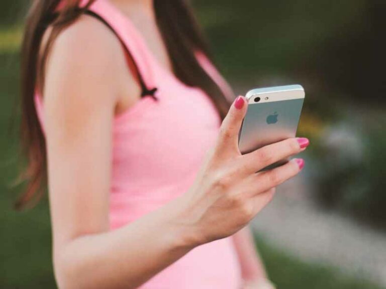La multa? Ora si paga (anche) con lo smartphone