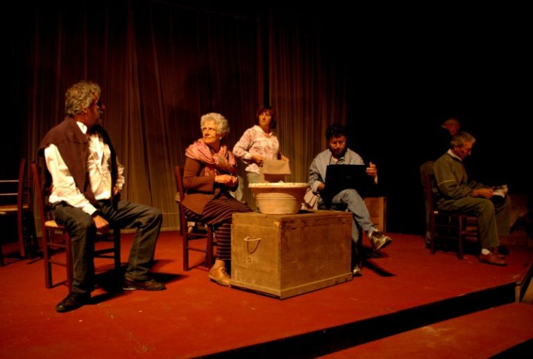 ‘Povero’ ma perseverante: torna anche quest’anno il Teatro di Monticchiello