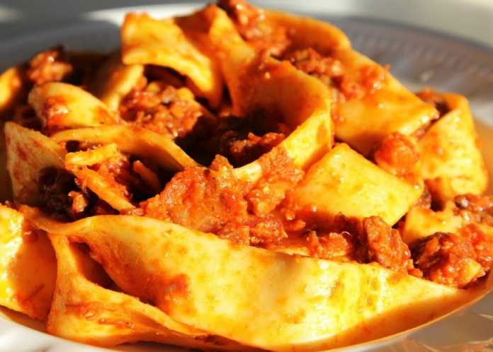 Pappardelle cinghiale sagra Sagre firenze dintorni fine settimana 28 aprile 2019