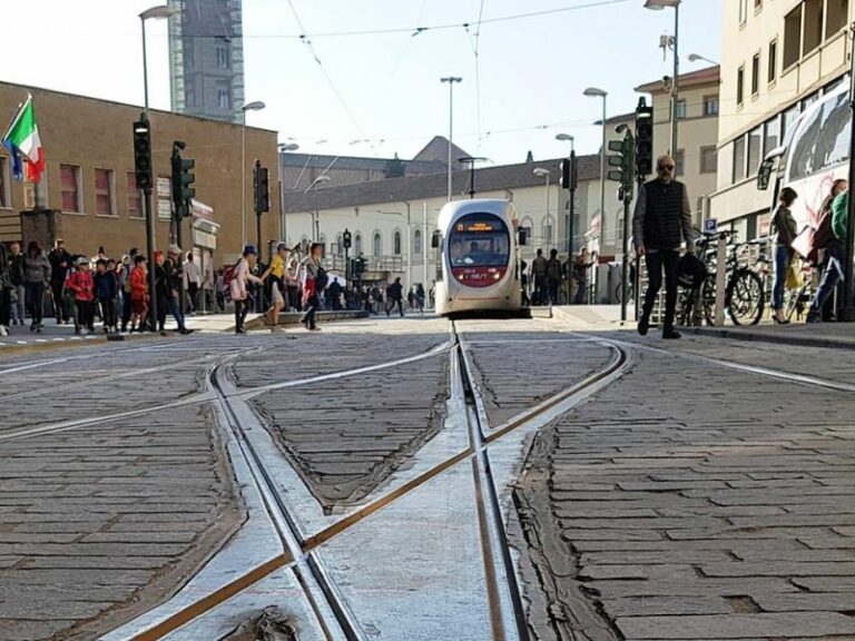 Trasporti, nasce l’abbonamento unico per Firenze e la Piana