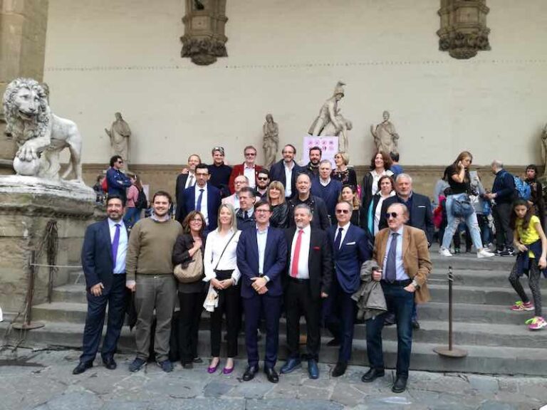 La lista “Avanti Firenze” si presenta alla città