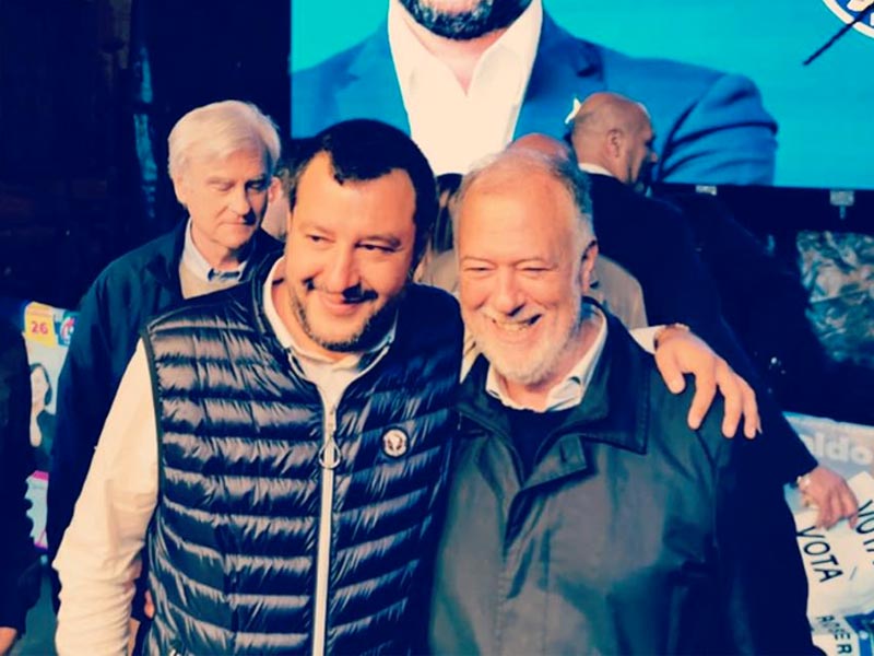 Salvini a Firenze, comizio e contestazione