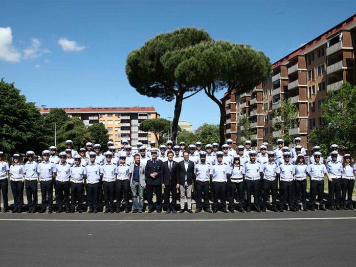 Sicurezza 53 nuovi vigili urbani a Firenze