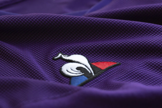 La nuova maglia della Fiorentina per la stagione 2019/2020 - dettaglio