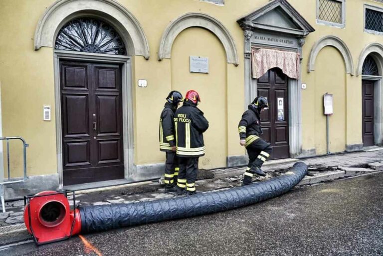 Perché a Firenze è chiuso Lungarno Diaz?