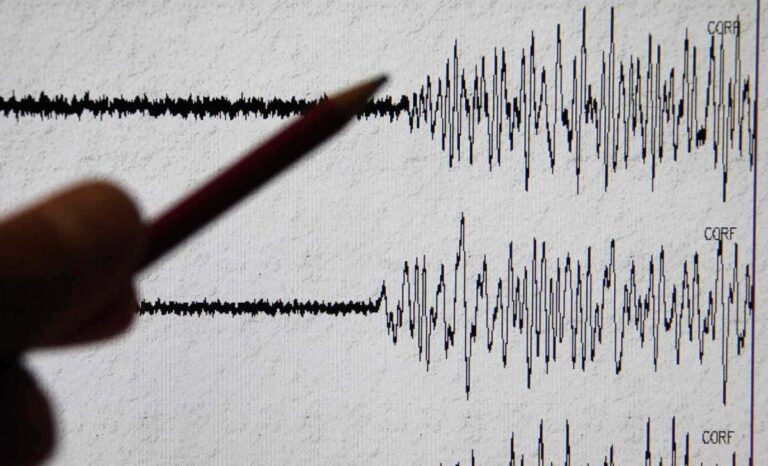 Terremoto a Firenze: sciame sismico in Mugello, scuole chiuse e treni fermi