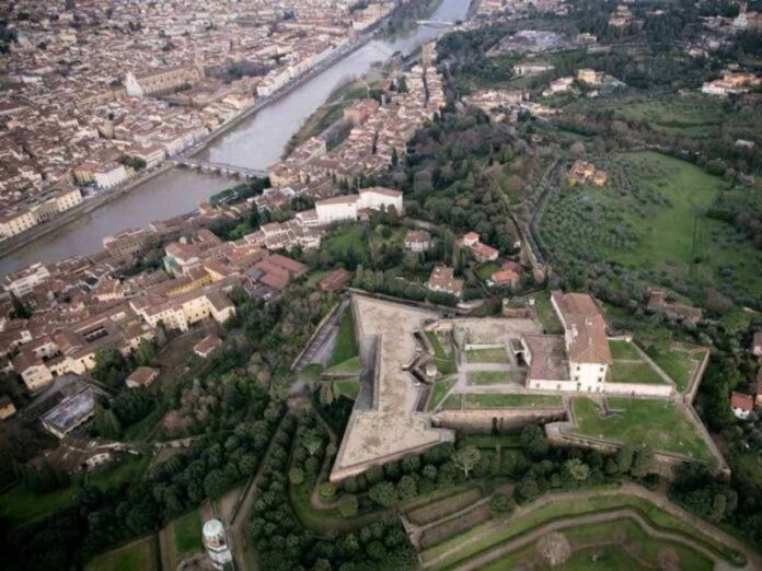 Forte Belvedere Palazzo Pitti Giardino Boboli funicolare