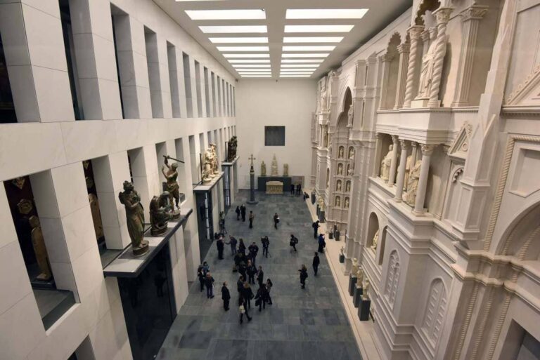 Chi era Adolfo Natalini, l’architetto morto a Firenze