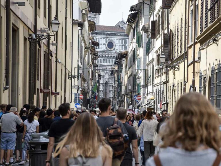 Il piano Rinasce Firenze per riportare i residenti in centro