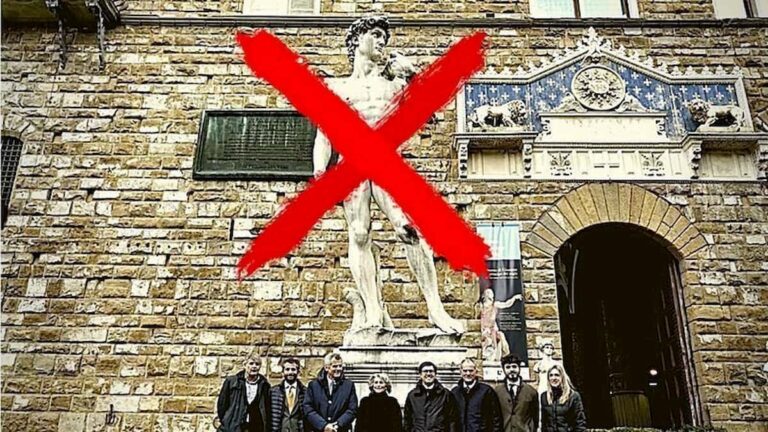 “Rimuovere il David di Michelangelo”: a Firenze una petizione (goliardica)