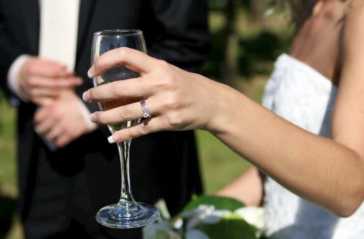 Bonus matrimonio 2020 2021 Covid approvato decreto rilancio Puglia