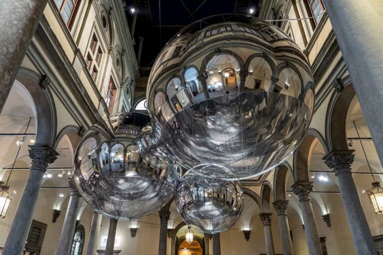 5 cose da sapere sulla mostra di Tomás Saraceno a Firenze