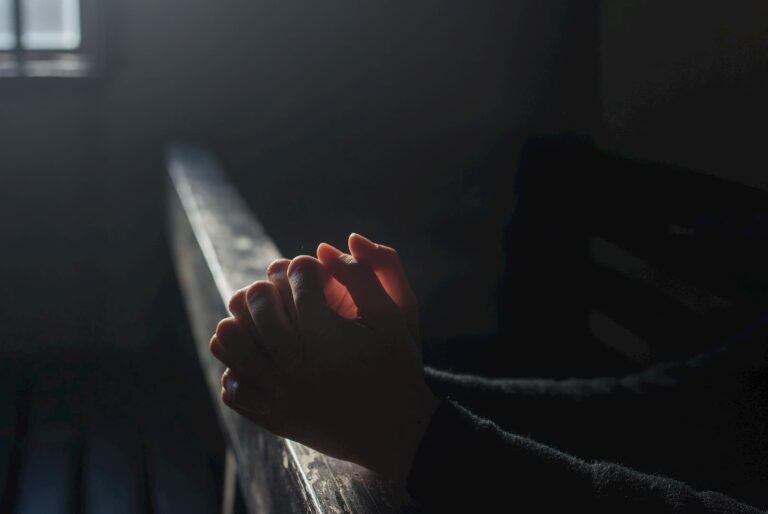 Si può andare ai funerali fuori comune in zona arancione e rossa?