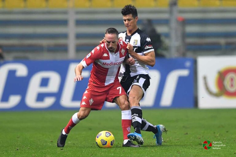 Solo noia per uno scialbo pareggio tra Parma e Fiorentina