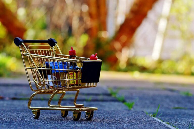 Supermercati aperti sabato e domenica: cosa dice il Dpcm