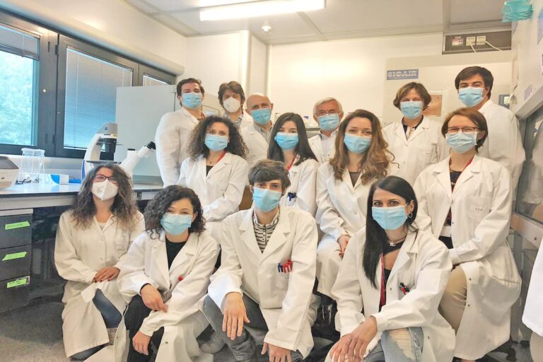 Coop e il crowdfunding per finanziare la ricerca sul Covid