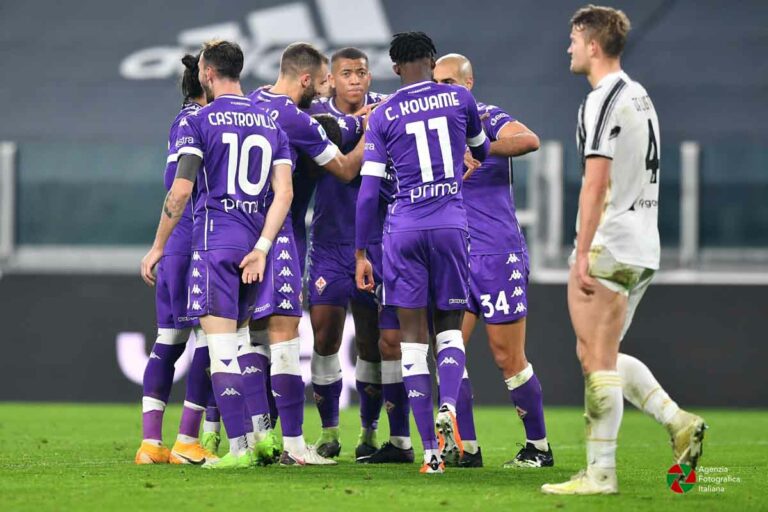Svolta viola, battuta 3-0 la Juve: le foto della gara
