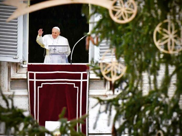 Papa Francesco anticipa la Messa di Natale: dove vederla