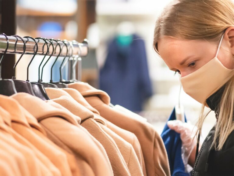 Saldi 2021: in Toscana inizio il 30 gennaio, promozioni consentite già da Capodanno