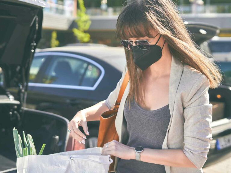 Toscana, ordinanza di Giani: quando si può uscire dal comune in zona rossa