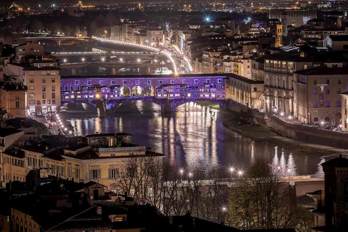 Firenze Natale 2020 cosa si può fare eventi zona rossa negozi aperti