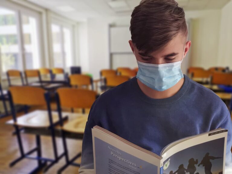 Quando riapriranno le scuole in Toscana, il 7 o l’11 gennaio