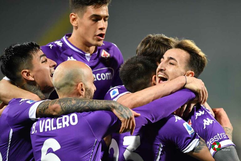 La Fiorentina scaccia la crisi battendo lo Spezia