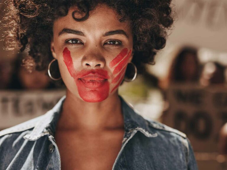 Violenza di genere: nel 2020 quasi mille richieste di aiuto ad Artemisia