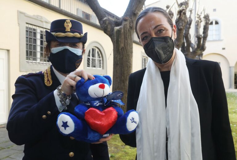 Uova di Pasqua per i bambini delle strutture di accoglienza di Firenze