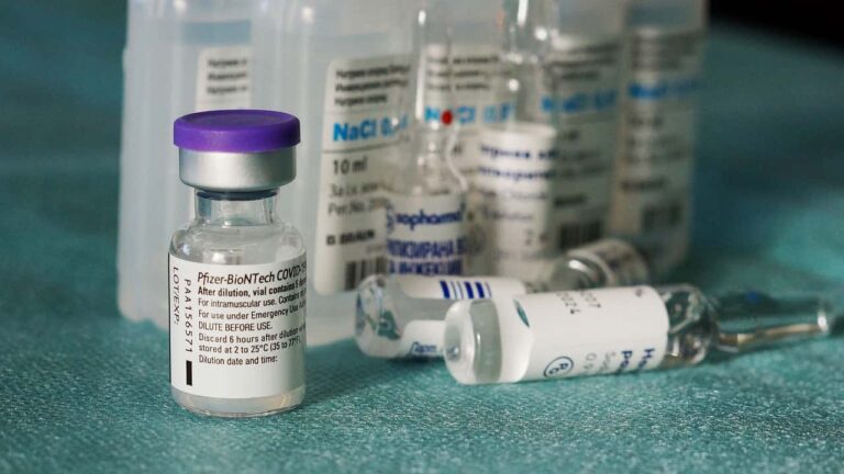 Le categorie dei fragili che possono prenotare il vaccino