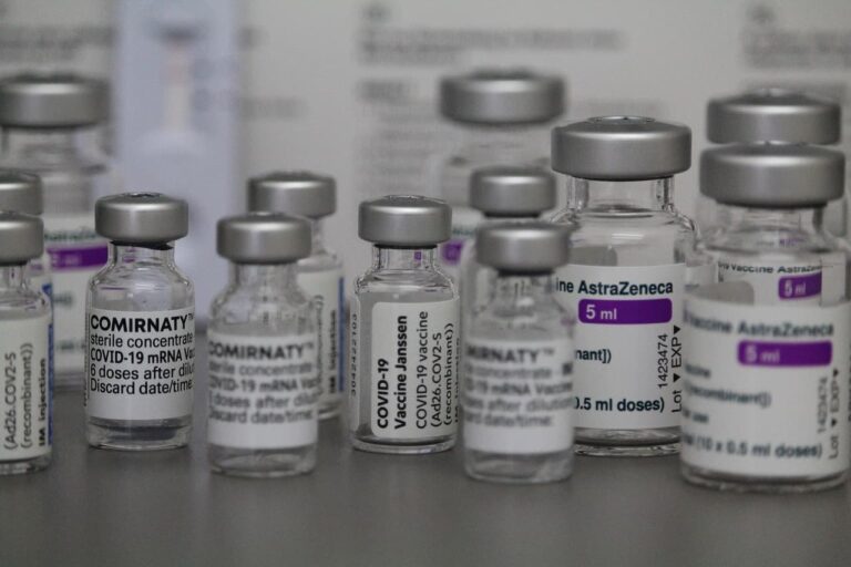 Vaccino Johnson & Johnson in Toscana: prenotazione dal medico e in farmacia