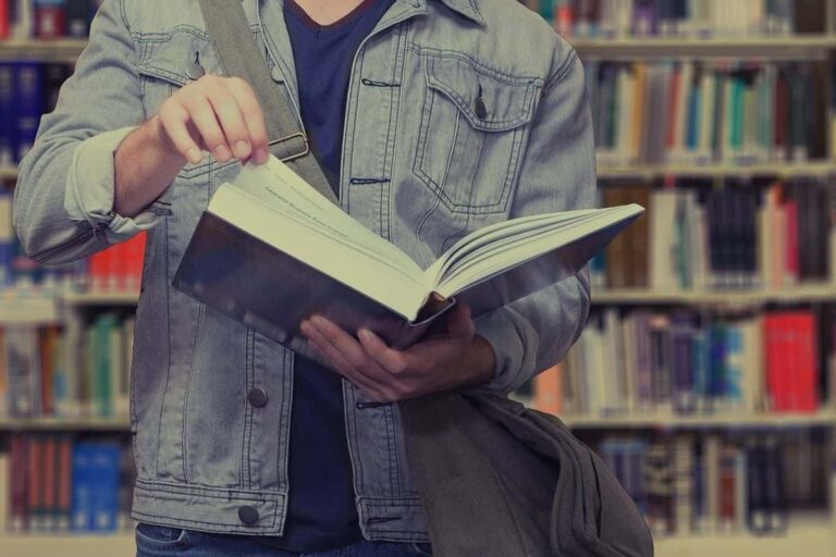 Pacchetto scuola Firenze 2021/2022: al via le domande per il contributo