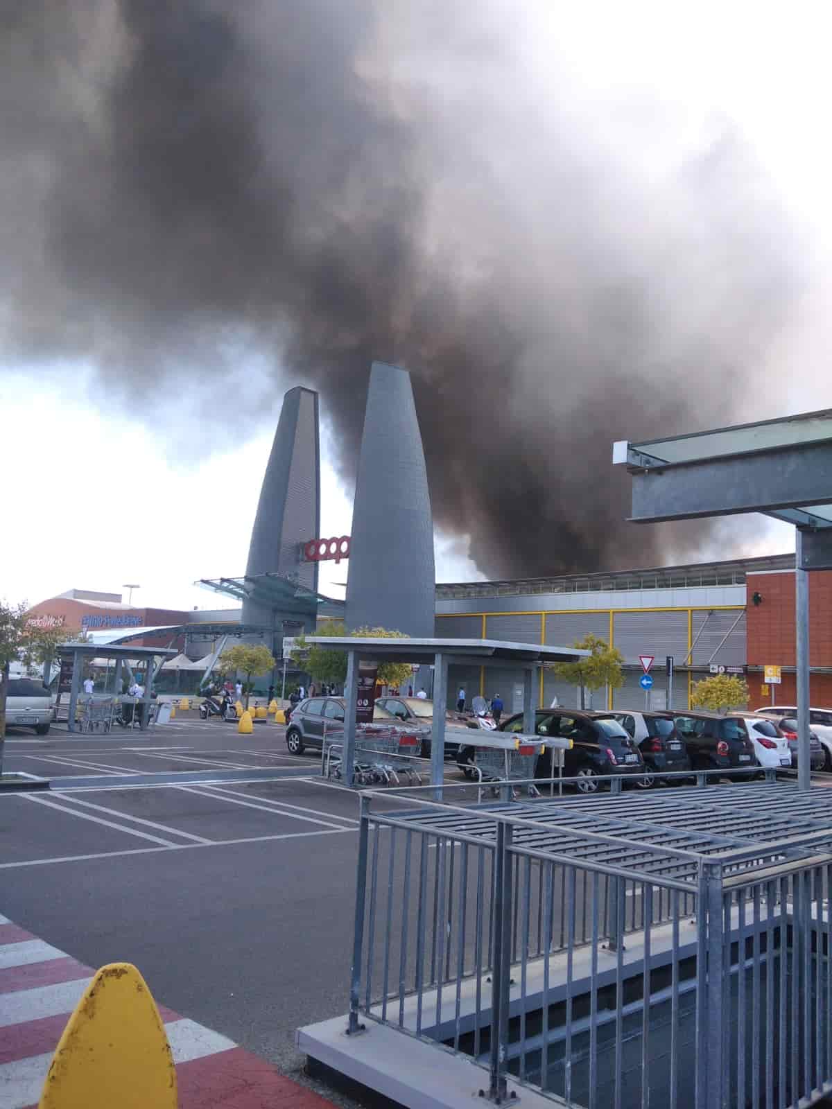coop ponte a greve fiamme