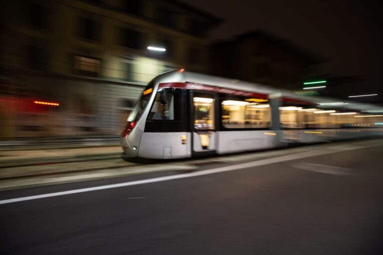 Tramvia notturna: a Firenze orari estesi dal primo weekend di luglio
