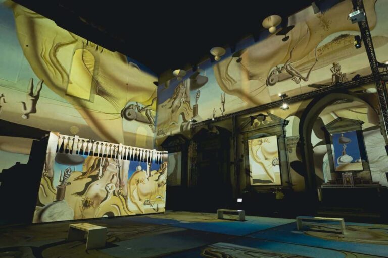 Mostra su Dalì a Firenze, un’esposizione immersiva [FOTO]