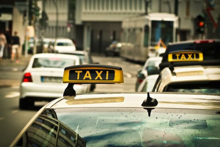 Bonus taxi 2021 a Firenze: come chiedere i buoni viaggio del comune