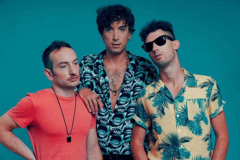 X Factor 2021: chi sono i Cassandra, gruppo fiorentino che canta “Kate Moss”